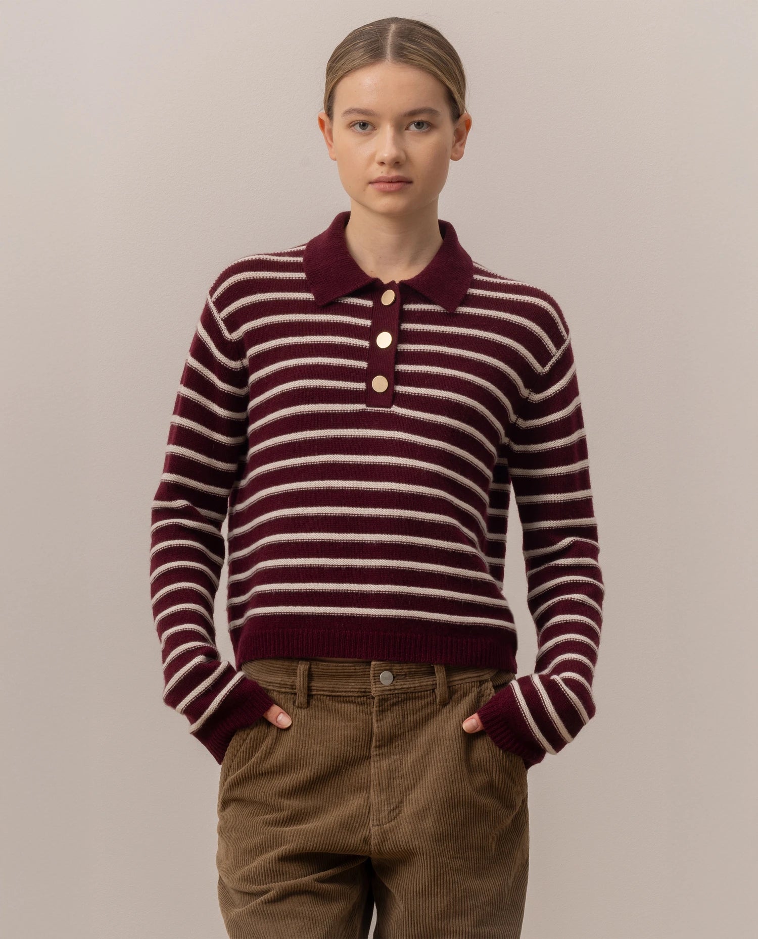 255-17022-68_1-2 - Allude - 30% Cashmere 70% Wolle Active Damen Fall/Winter 2025/2026 Flachstrick mit Streifen --> Streifendesign Kastiger Schnitt mittelschwerer Strick NEW Polo Pullover Rot SAPG::255-17022