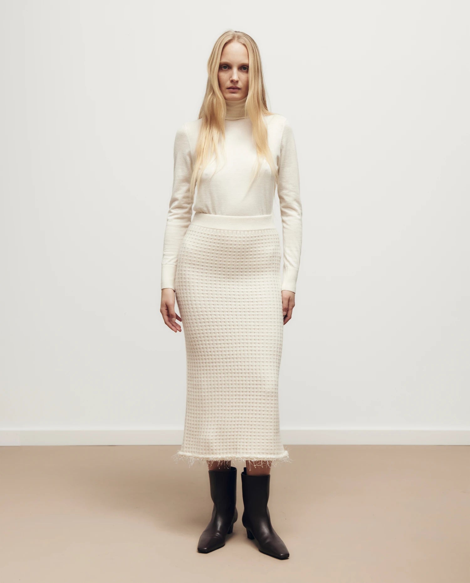 255-17111-41_1 - Allude - 0 30% Cashmere 70% Wolle Active Creme Damen Enger Schnitt Fall/Winter 2025/2026 mittelschwerer Strick NEW Rock SAPG::255-17111 Waffelmuster