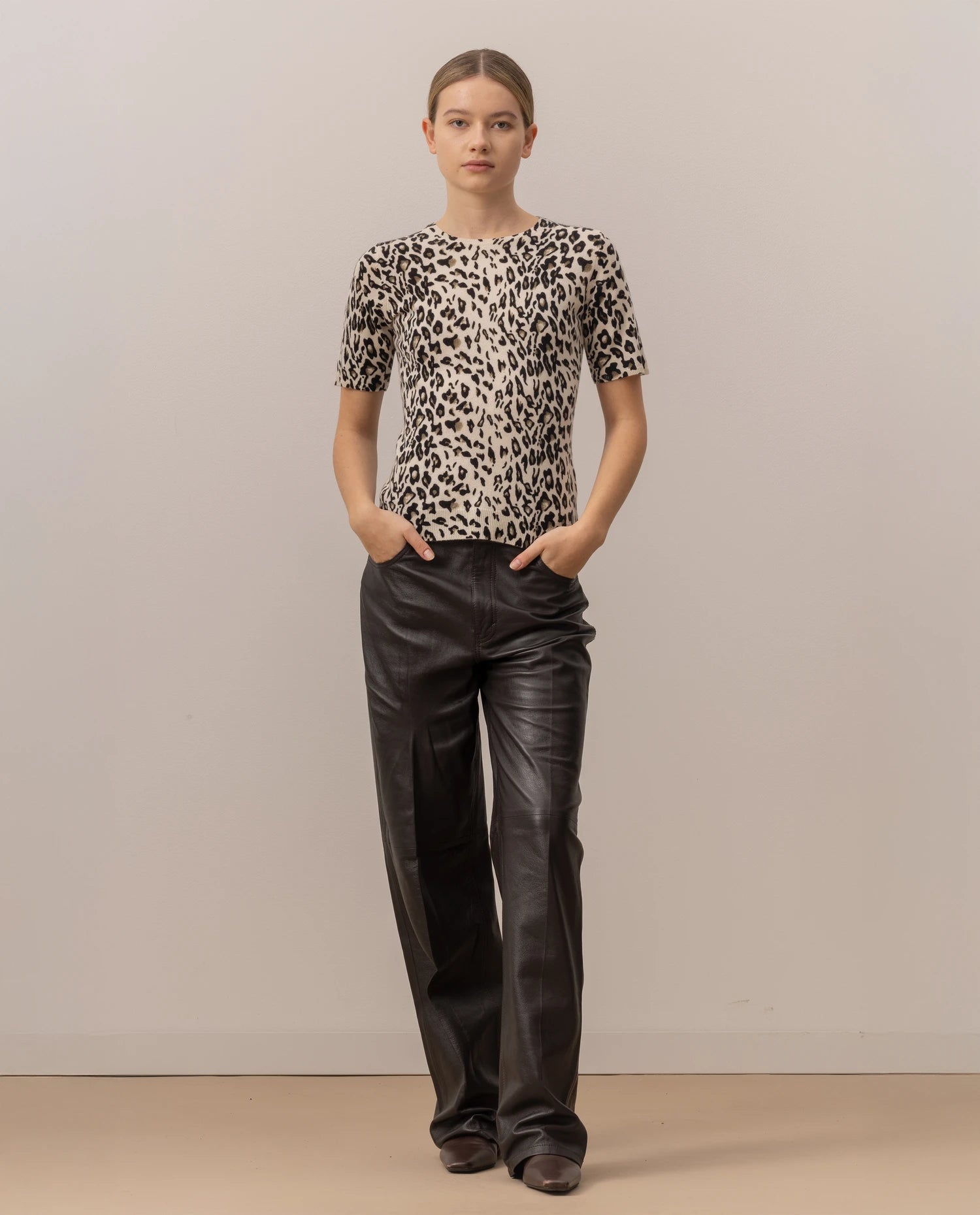 255-17641-original_2 - Allude - 30% Cashmere 70% Wolle Active Damen Enger Schnitt Fall/Winter 2025/2026 Feinstrick Flachstrick NEW Pullover Rundhals SAPG::255-17641 Sonstige