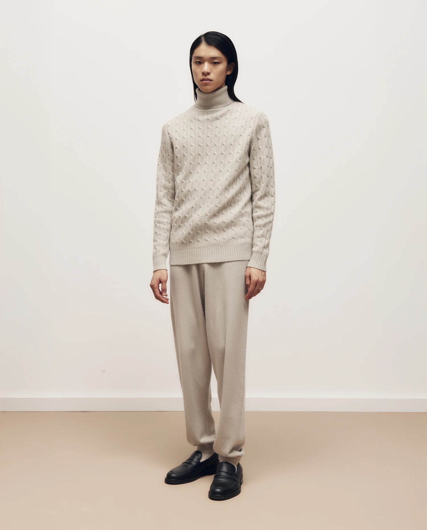 255-30090-82_1 - Allude - 100% Cashmere Active Fall/Winter 2025/2026 Gerade Passform Grau Herren mittelschwerer Strick NEW Pullover Rollkragen SAPG::255-30090 Zopfmuster