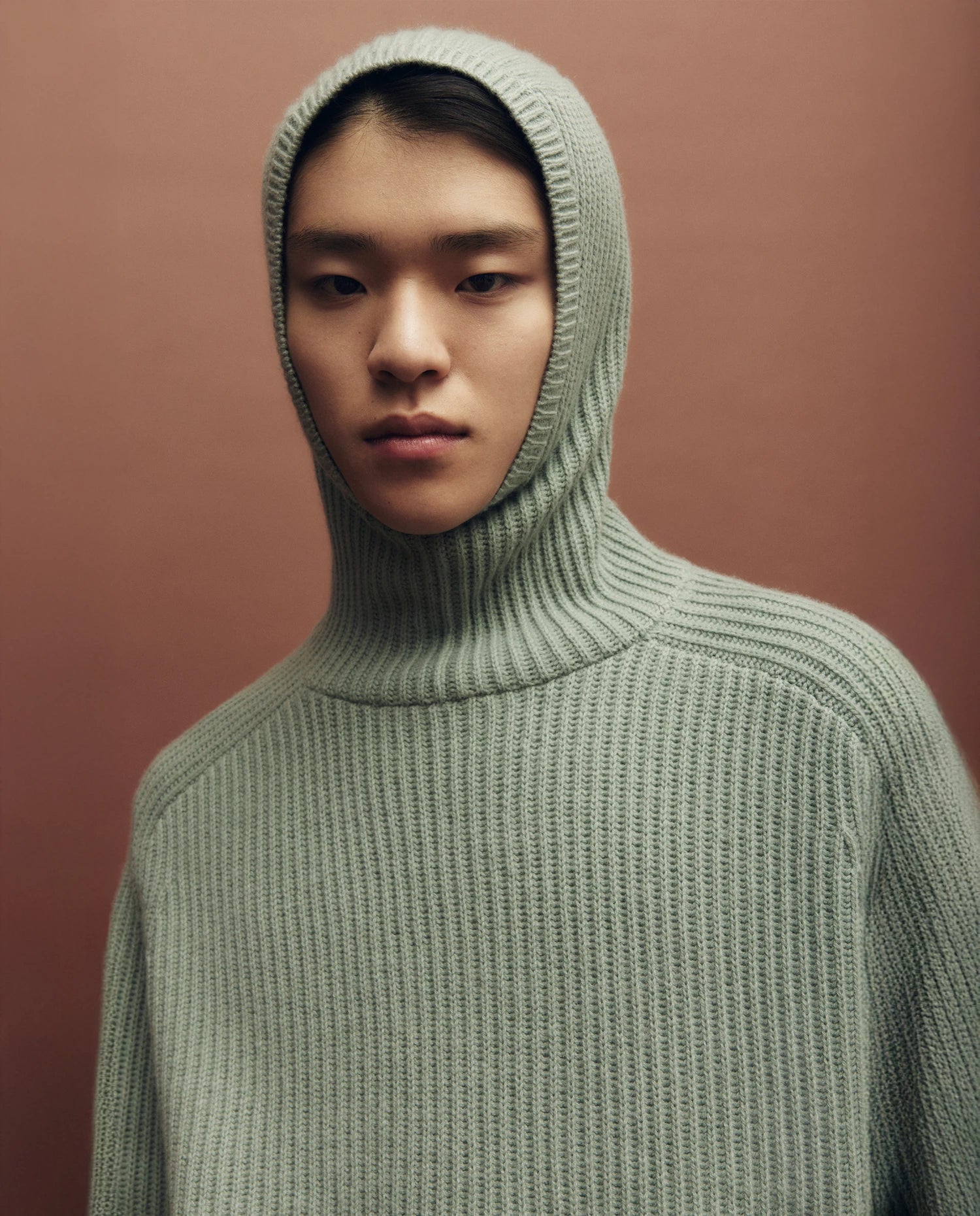 255-37040-31_11 - Allude - 30% Cashmere 70% Wolle Active Fall/Winter 2025/2026 Grobstrick Grün Herren Kapuze Lockerer Schnitt NEW Patentstrick Pullover SAPG::255-37040