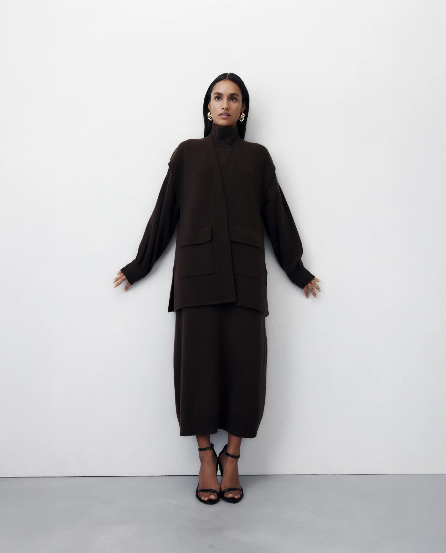 256-20602-49_1 - Allude - 30% Cashmere 70% Wolle Active Braun Damen Holiday 2026 NEW SAPG::256-20602 Weste Wolle