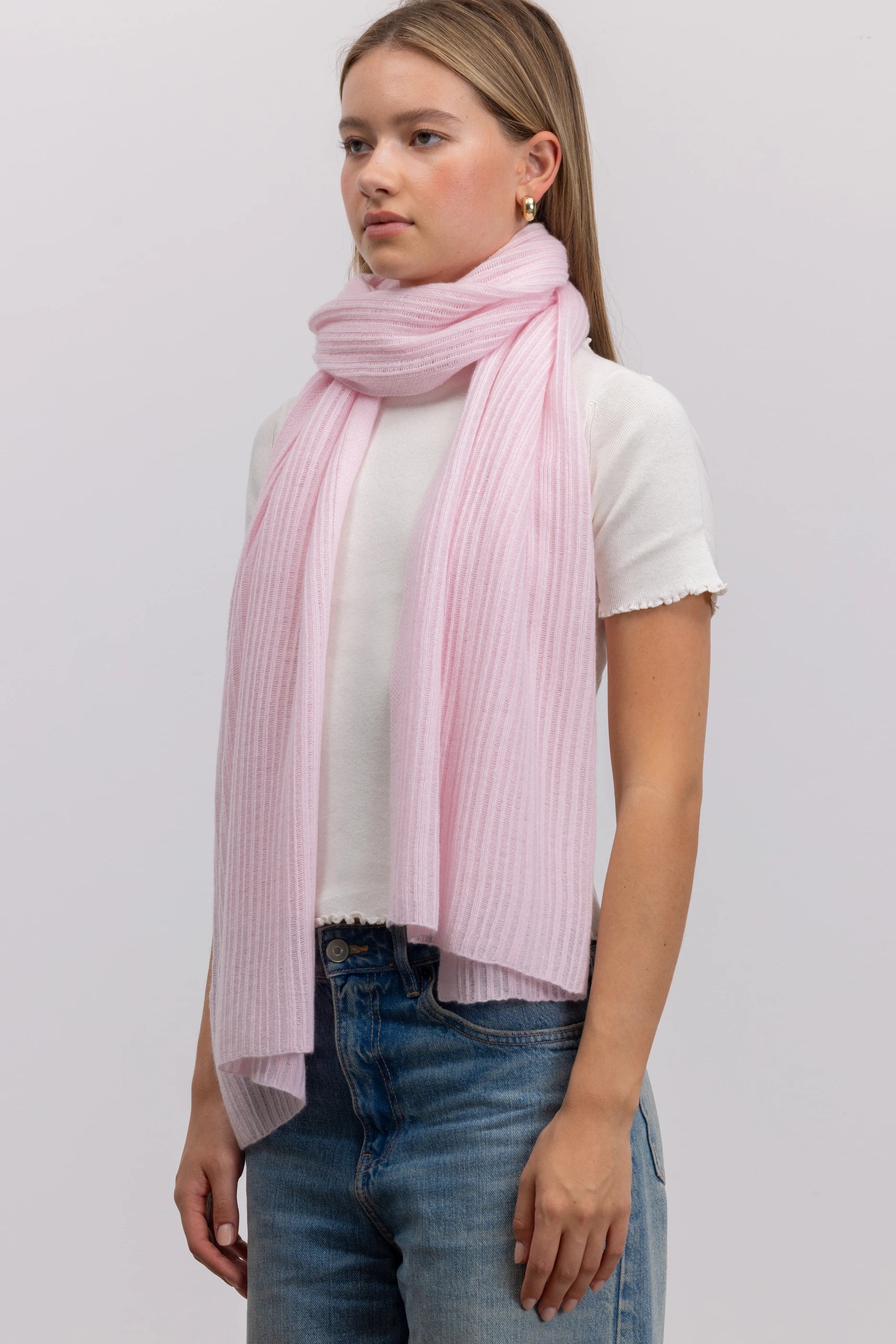 262-11123-60_6 - Allude - 100% Cashmere Accessoires Cashmere Damen Rose SAPG::262-11123 Schal Spring/Summer 2026