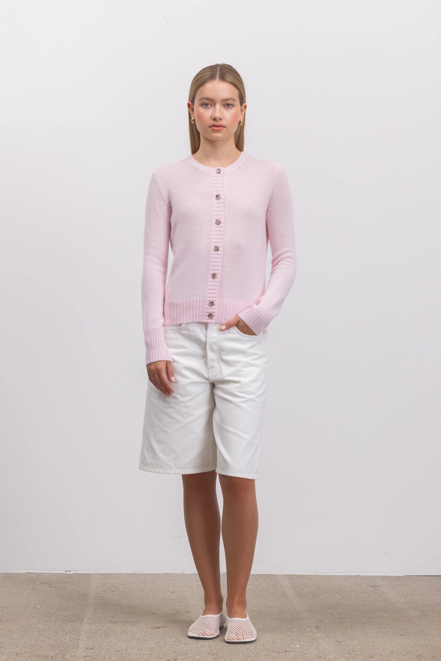 262-11231-60_5 - Allude - 100% Cashmere Active Cashmere Damen Langarm NEW Rose Rundhals SAPG::262-11231 Spring/Summer 2026 Strickjacke