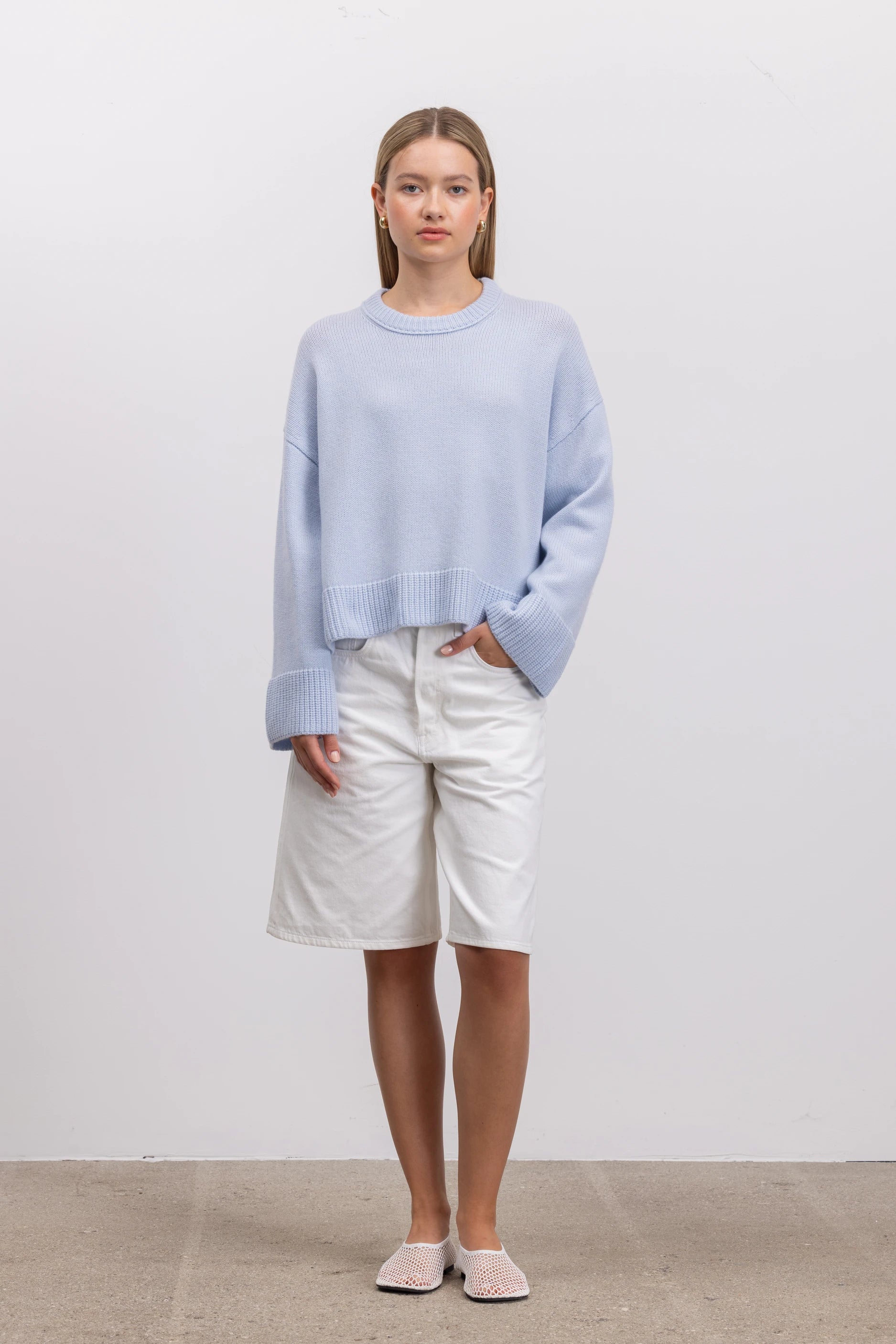 262-17002-10_5 - Allude - 30% Cashmere 70% Wolle Blau Damen Langarm Pullover Rundhals SAPG::262-17002 Spring/Summer 2026 Wolle