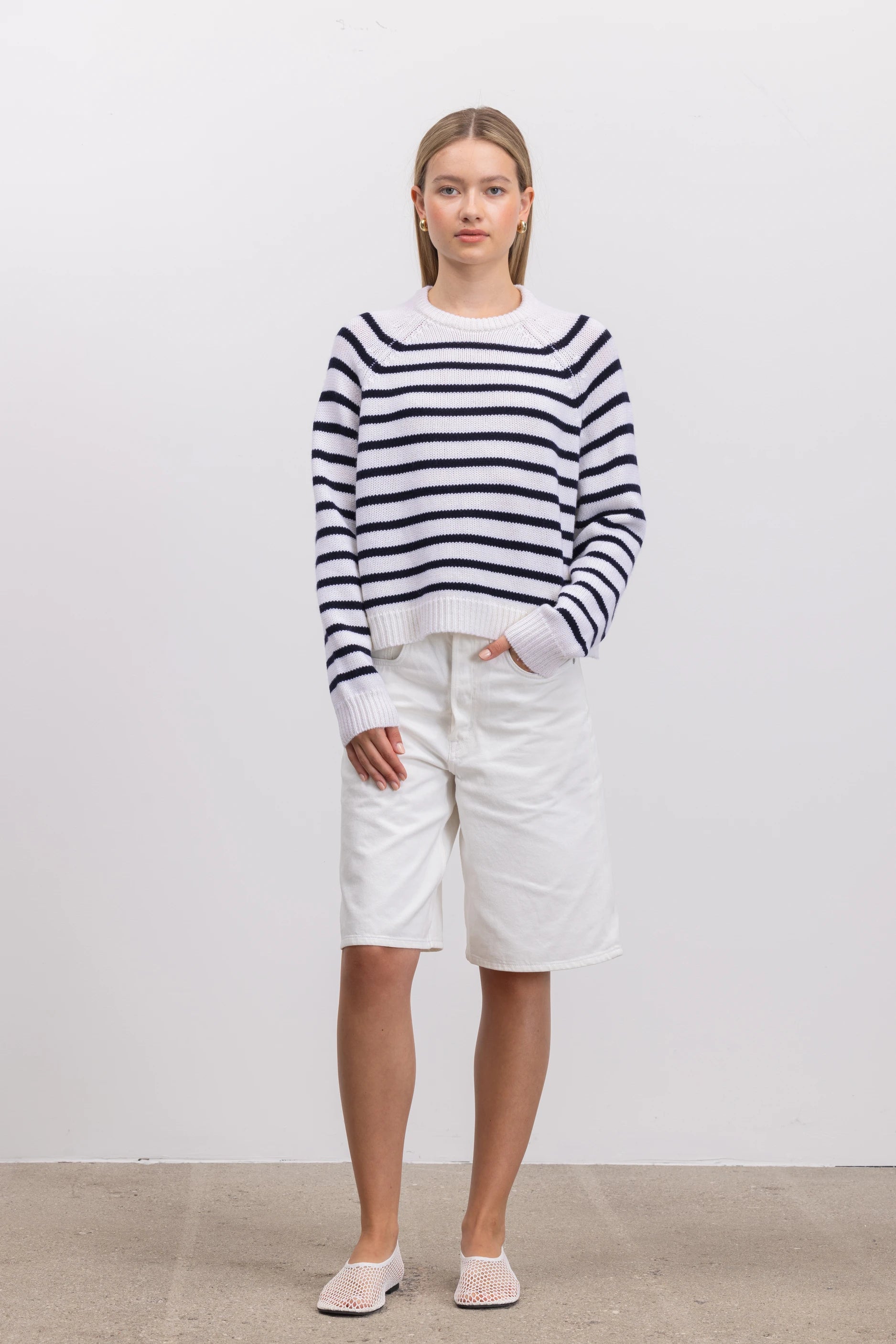 262-17021-4014_5 - Allude - 30% Cashmere 70% Wolle Active Damen Langarm Pullover Rundhals SAPG::262-17021 Spring/Summer 2026 Unterteile Weiß Wolle