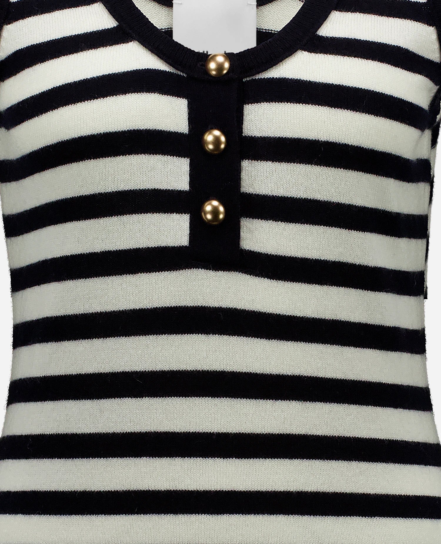 262-17082-4014_4 - Allude -