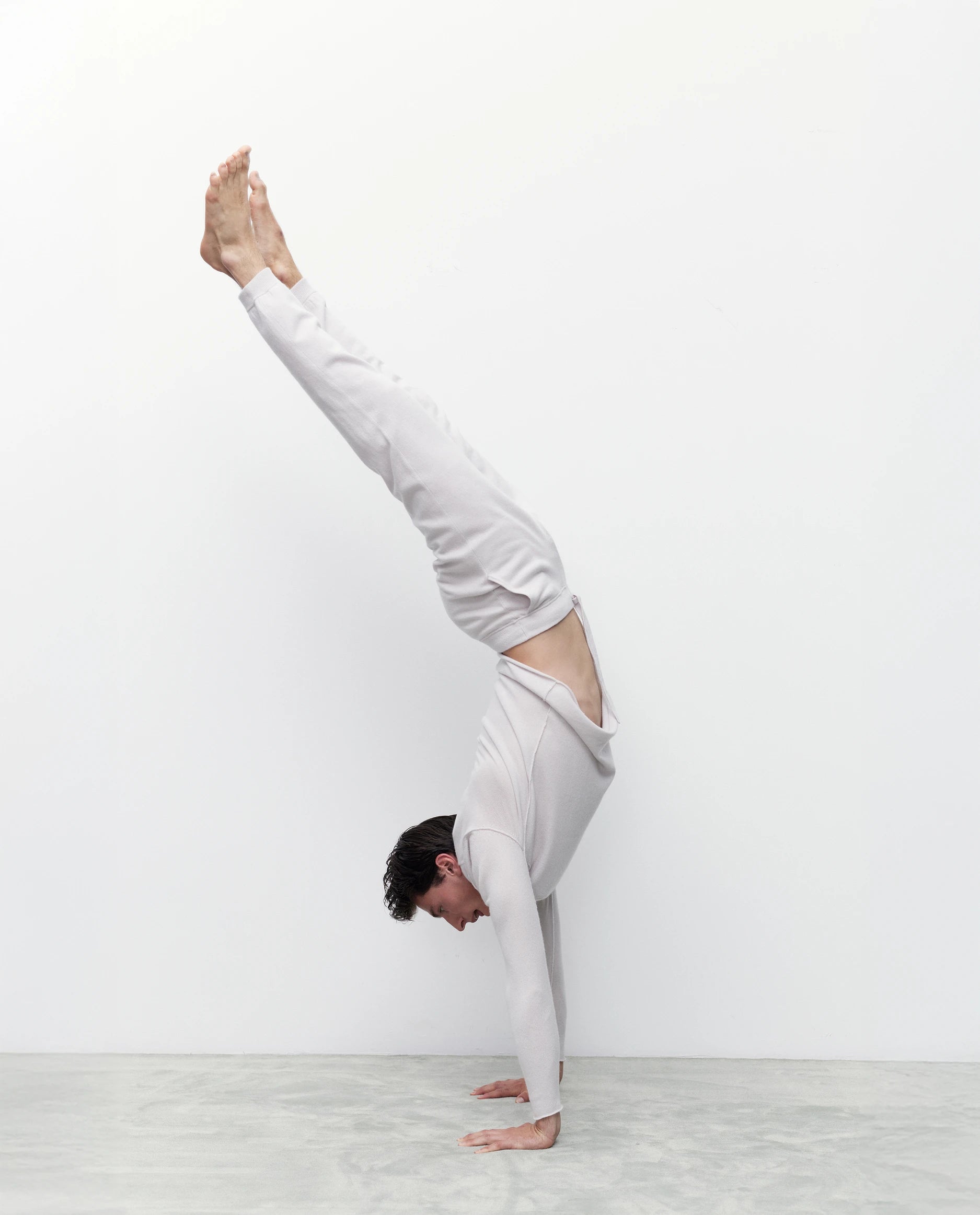 262-37011-80_3984 - Allude - 30% Cashmere 70% Wolle Active Grau Herren Hose NEW SAPG::262-37011 Spring/Summer 2026 Unterteile Wolle