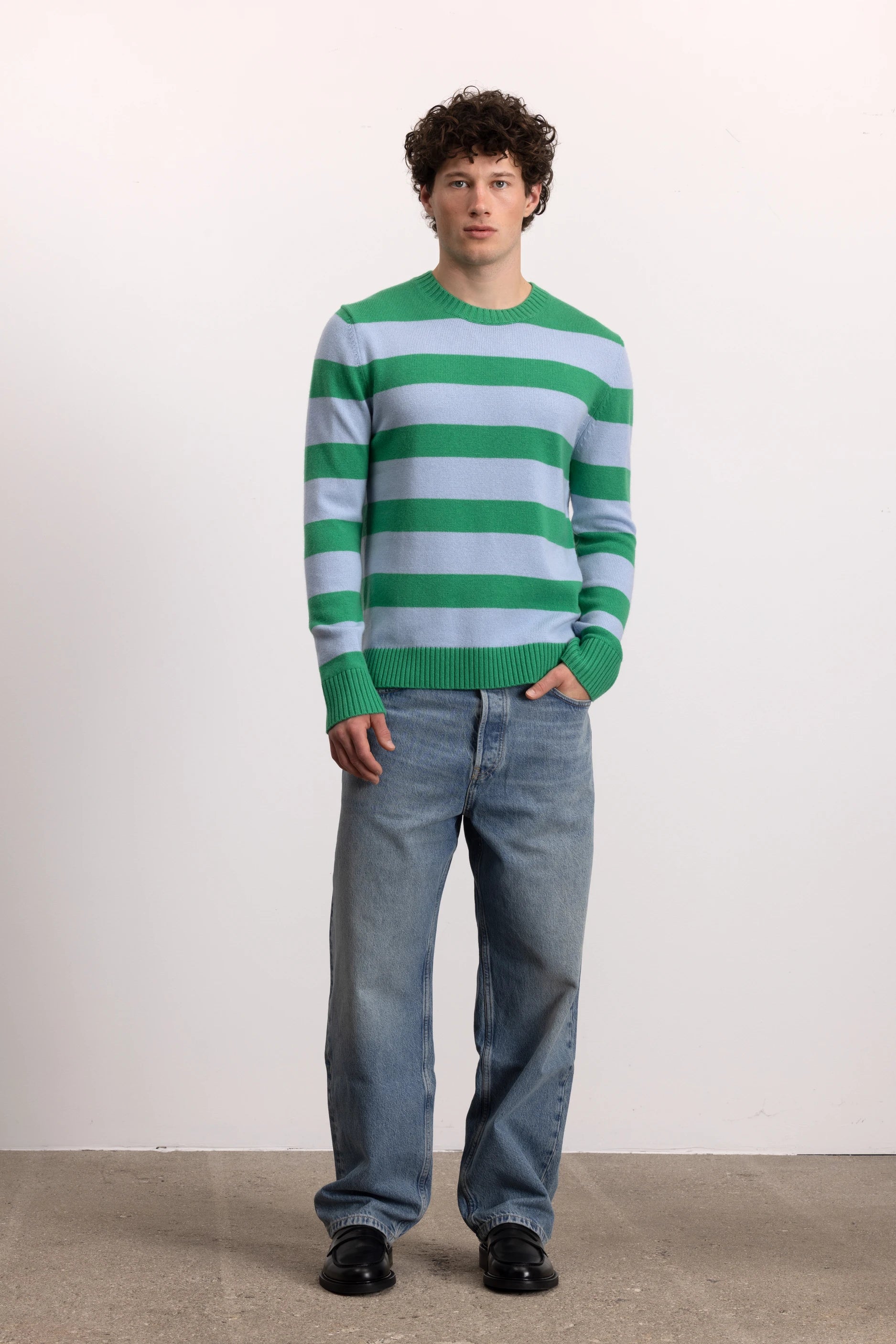 262-37040-3411_6 - Allude - 30% Cashmere 70% Wolle Active Grün Herren Langarm NEW Pullover Rundhals SAPG::262-37040 Spring/Summer 2026 Wolle