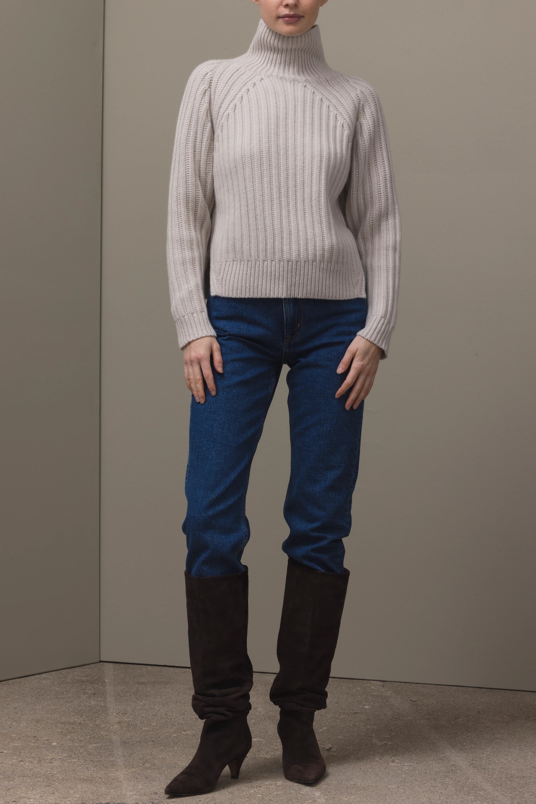 265-11123-43-S_1_ea18a1b4-cb10-4393-bb06-33b9925a8808 - Allude - 100% Cashmere Active Beige Cashmere Damen Fall/Winter 2026/2027 Halbarm NEW Pullover SAPG::265-11123 Stehkragen