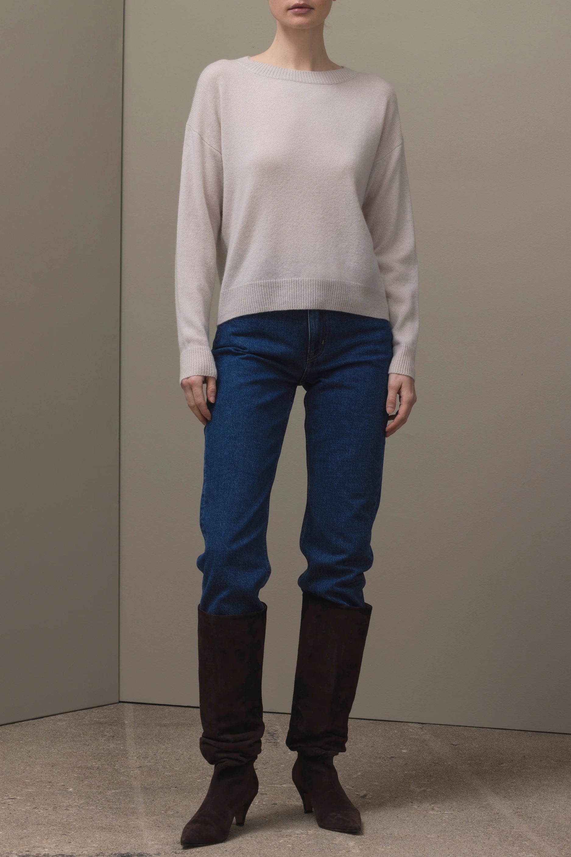 265-11176-43-S_1_72928b91-0d65-4f23-94d8-79f4eb6d811c - Allude - 100% Cashmere Active Beige Cashmere Damen Fall/Winter 2026/2027 Langarm NEW Pullover SAPG::265-11176 U-Boot