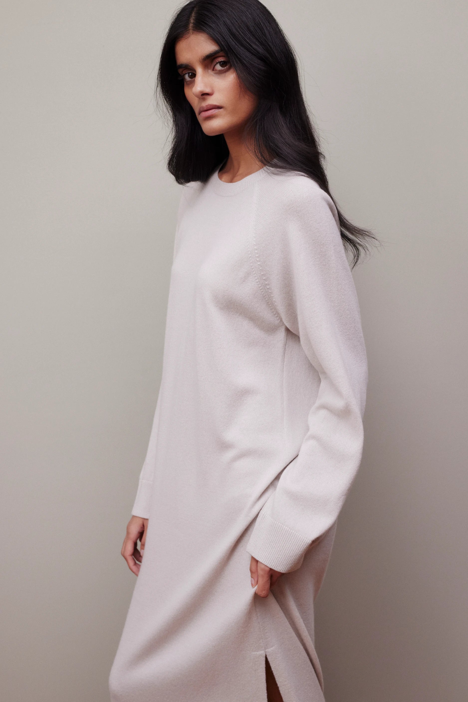 265-17014-43-S_9 - Allude - 30% Cashmere 70% Wolle Active Beige Damen Fall/Winter 2026/2027 Halbarm Kleid NEW Rundhals SAPG::265-17014 Wolle