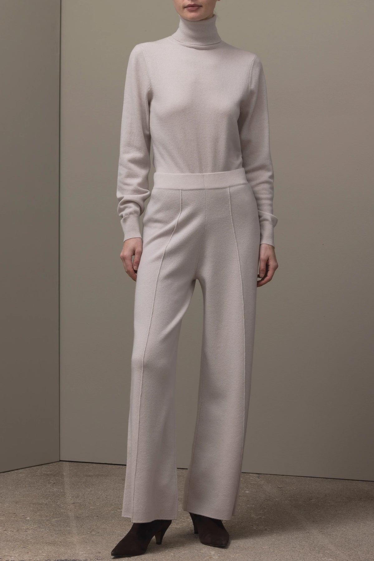 265-17053-43-11 - Allude - 30% Cashmere 70% Wolle Active Braun Damen Fall/Winter 2026/2027 Hose NEW SAPG::265-17053 Wolle
