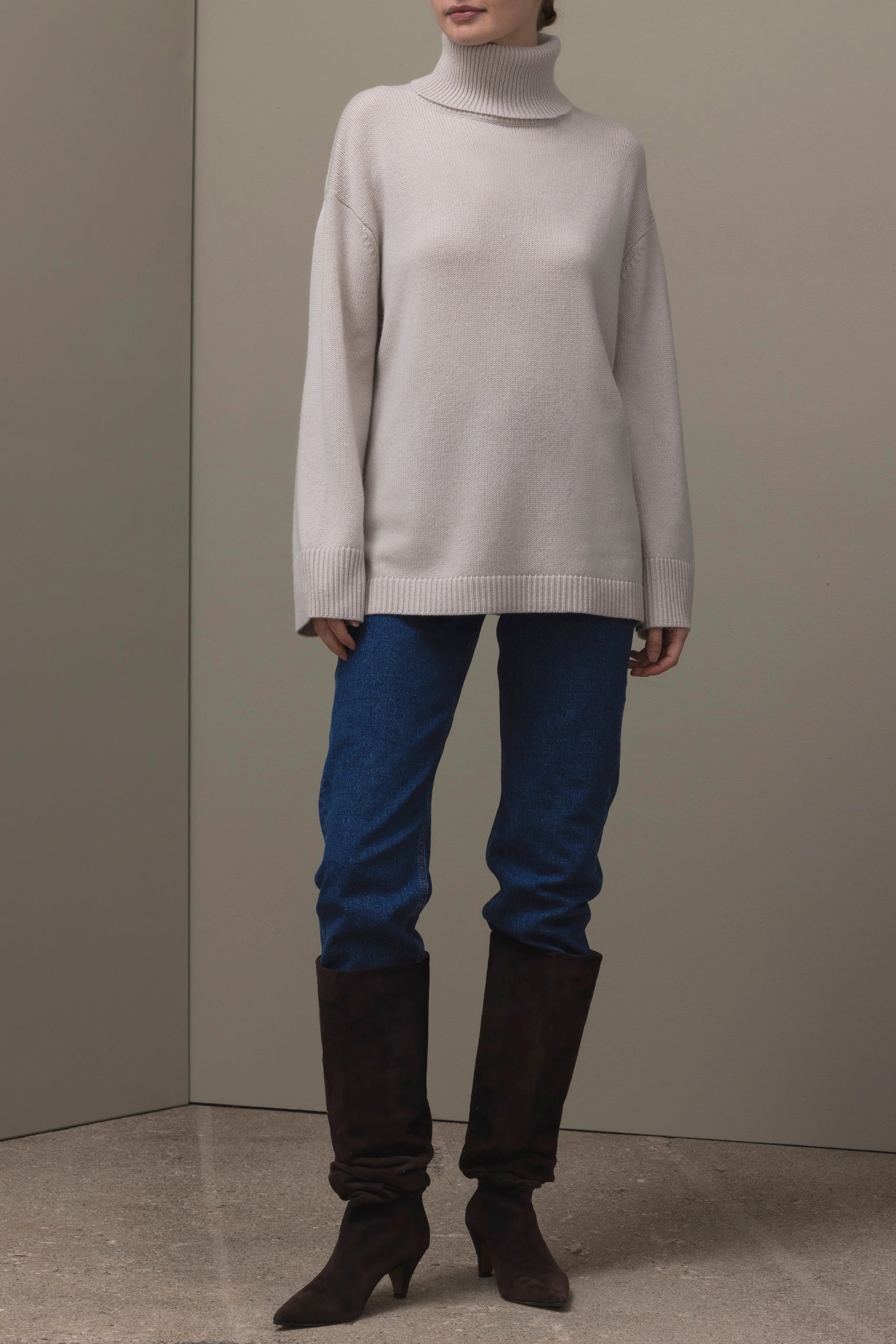 265-17105-43-S_1 - Allude - 30% Cashmere 70% Wolle Active Beige Damen Fall/Winter 2026/2027 Langarm NEW Pullover Rollkragen SAPG::265-17105 Wolle