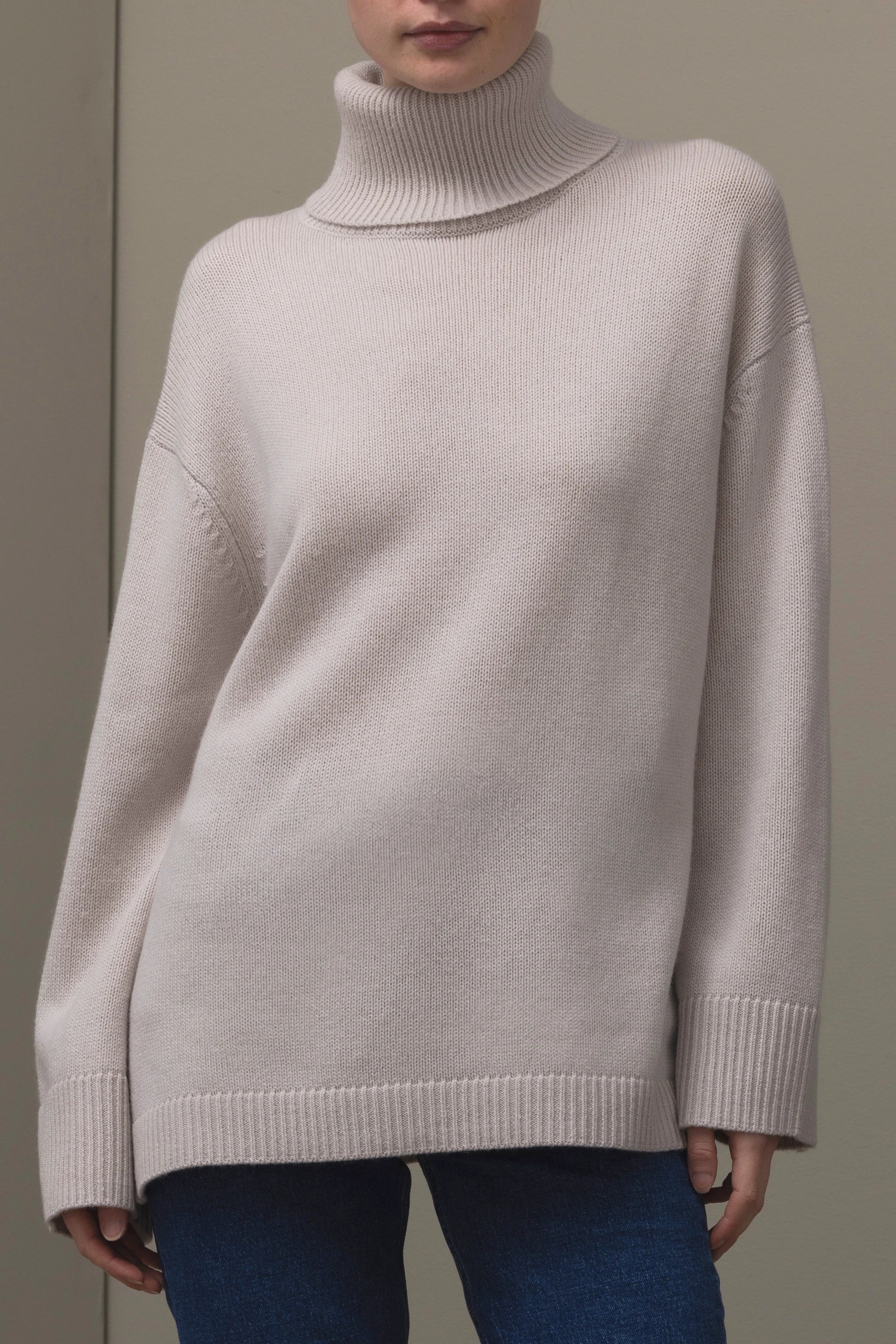 265-17105-43-S_2 - Allude - 30% Cashmere 70% Wolle Active Beige Damen Fall/Winter 2026/2027 Langarm NEW Pullover Rollkragen SAPG::265-17105 Wolle