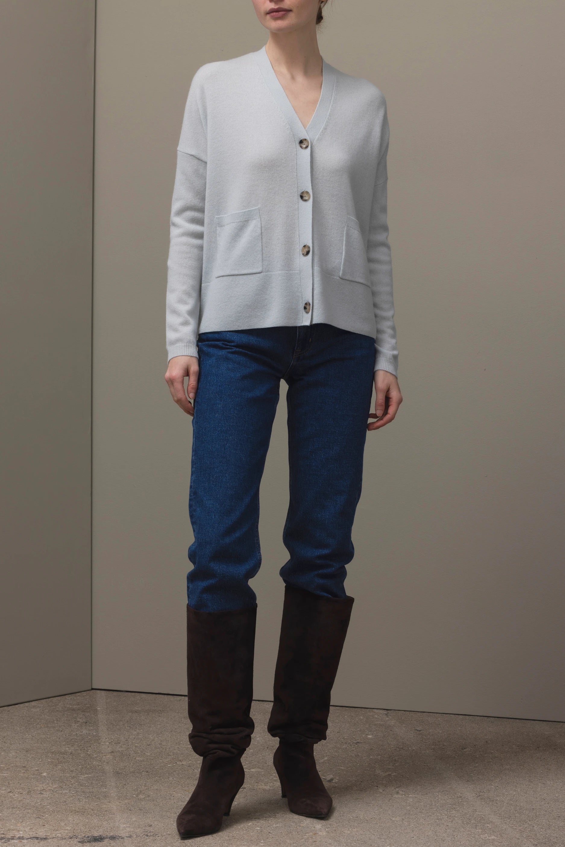 265-17731-30-S_1 - Allude - 30% Cashmere 70% Wolle Active Damen Fall/Winter 2026/2027 Grün Langarm NEW SAPG::265-17731 Strickjacke V-Ausschnitt Wolle